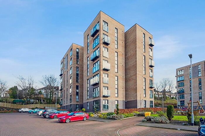 3 Bedroom Flat To Rent In Dorchester Avenue, Flat /, Kelvindale, Glasgow, G12