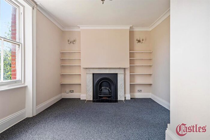 1 Bedroom Flat For Sale In Coolhurst Road, N8