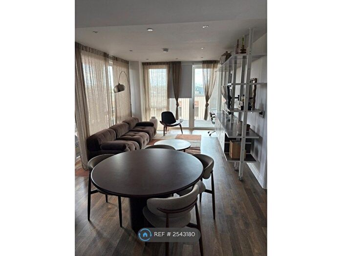 2 Bedroom Flat To Rent In Pochard Heights, Leyton London, E10