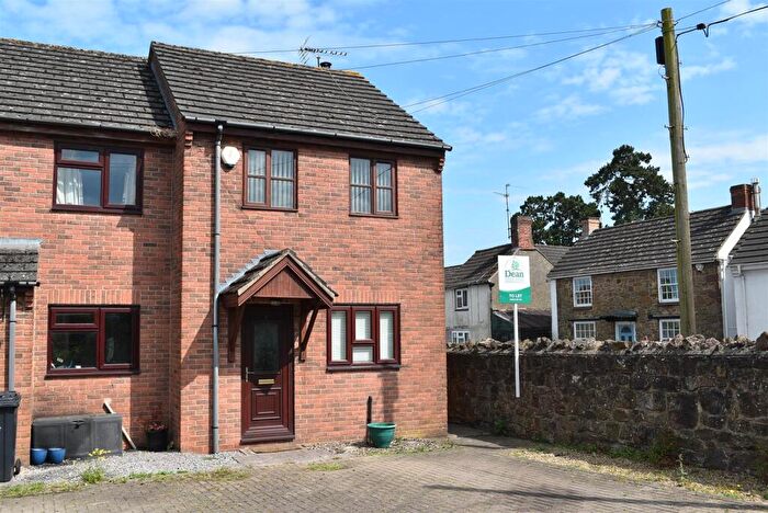 2 Bedroom Terraced House To Rent In Oak Way, Huntley, GL19