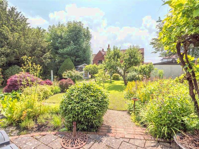 4 Bedroom Detached House For Sale In Darwell Hill, Netherfield, TN33