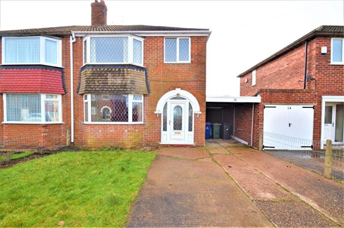 3 Bedroom Semi-Detached House To Rent In Ridgewood Avenue, Edenthorpe, Doncaster, DN3