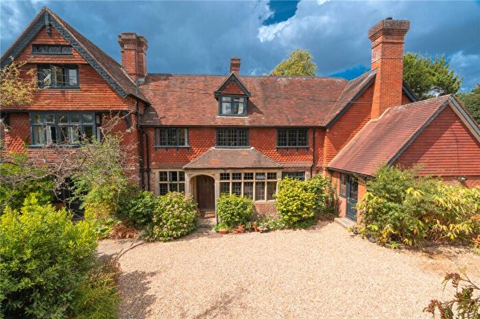 6 Bedroom Link Detached House For Sale In Plawhatch Lane, Sharpthorne, East Grinstead, RH19