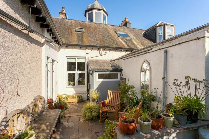 5 Bedroom Terraced House For Sale In Albert Street, Tayport, Fife, DD6