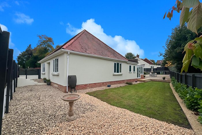 3 Bedroom Detached Bungalow For Sale In Alderminster, Stratford-Upon-Avon, CV37