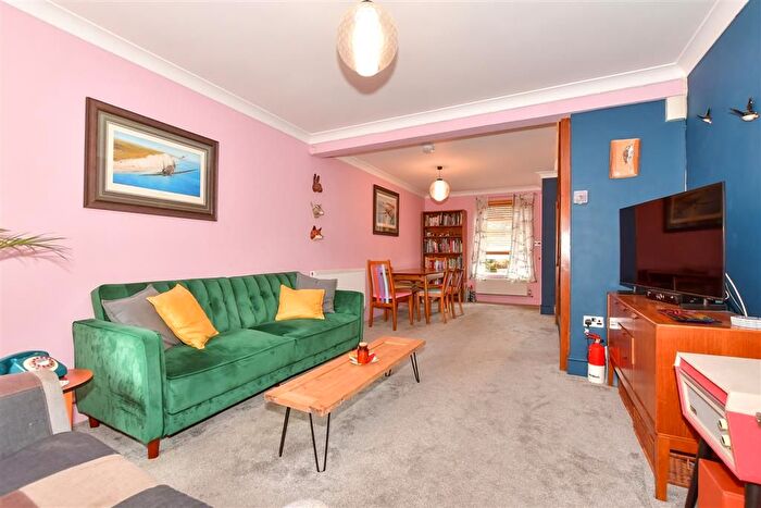 2 Bedroom End Of Terrace House For Sale In Minnis Lane, River, Dover, Kent, CT17