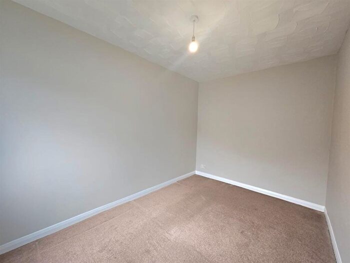1 Bedroom House To Rent In Seaview Avenue, Peacehaven, BN10
