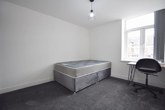 6 Bedroom Apartment To Rent In Woodville Road, Cathays, CF24