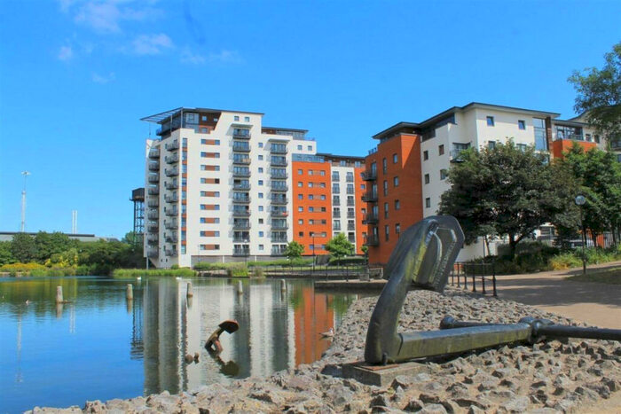 2 Bedroom Apartment To Rent In Galleon Way, Cardiff, CF10