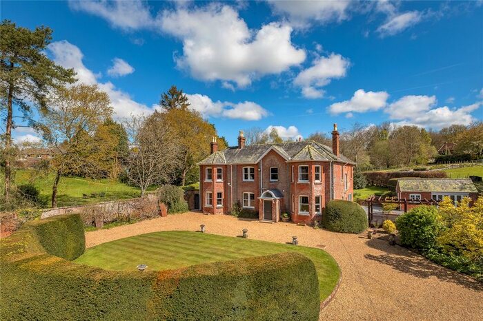 5 Bedroom Detached House For Sale In Princes Hill, Redlynch, Salisbury, Wiltshire, SP5