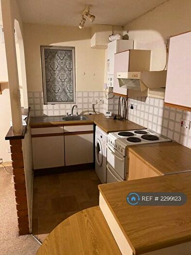 1 Bedroom Terraced House To Rent In Jellicoe Close, Slough, SL1