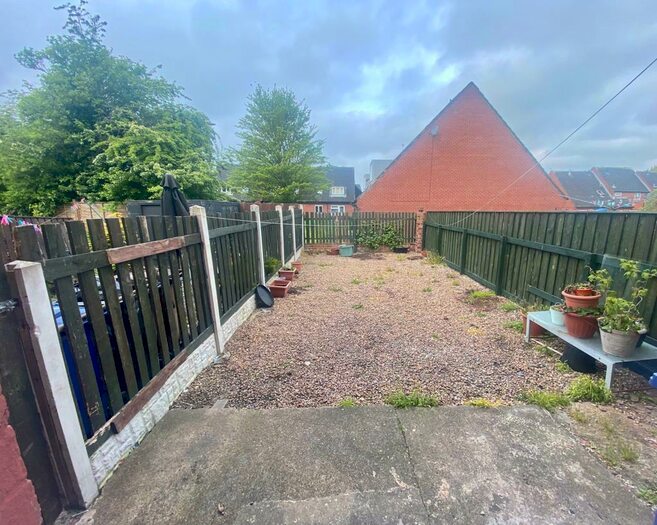 3 Bedroom Terraced House To Rent In Milgate Street, Royston, Barnsley, S71