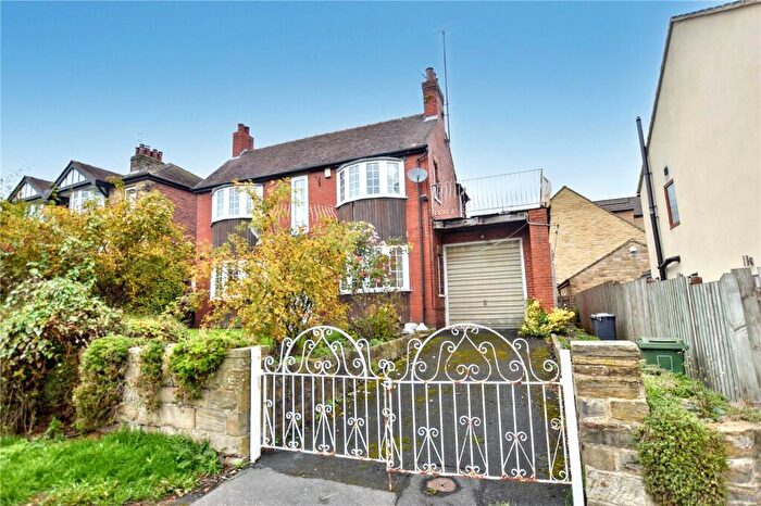 4 Bedroom Detached House For Sale In Church Lane, Gomersal, Cleckheaton, West Yorkshire, BD19