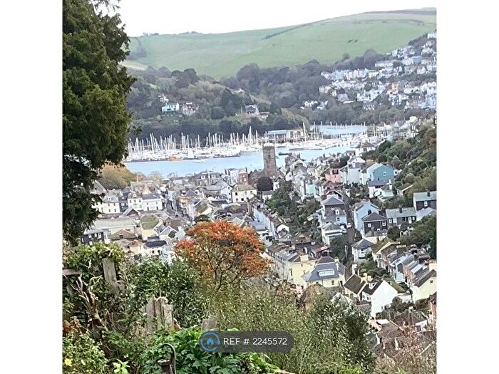 2 Bedroom Flat To Rent In Kingston Lane, Dartmouth, TQ6