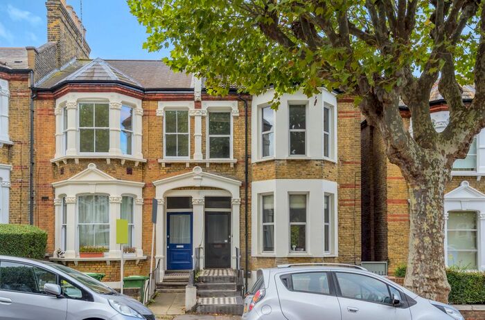 2 Bedroom Flat To Rent In Erlanger Road, London, SE14