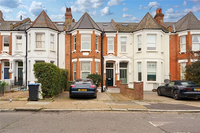 3 Bedroom Flat For Sale In Winchester Avenue, Queens Park, London, NW6