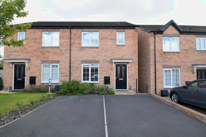 3 Bedroom Semi-detached House To Rent In Wren Green Way, Wrenthorpe, WF2