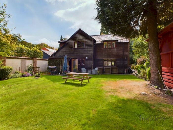 3 Bedroom Detached House To Rent In Longcross, Surrey, KT16