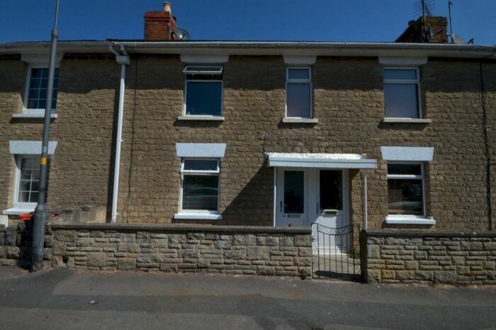 3 Bedroom House To Rent In Prospect Place, SN1