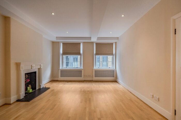 2 Bedroom Flat To Rent In Princes Gate Mews, London, SW7