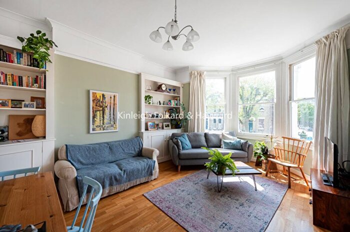 3 Bedroom Flat For Sale In Fordwych Road, West Hampstead, London, NW2