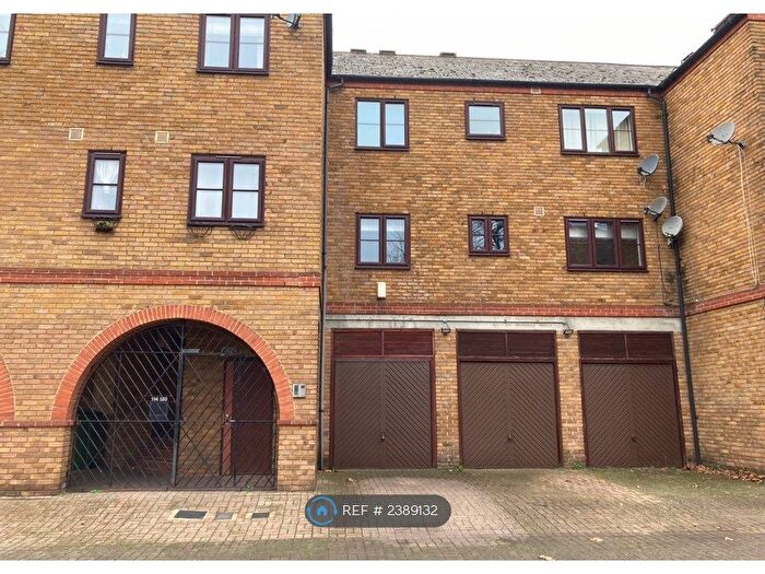 1 Bedroom Flat To Rent In Surrey Quays, London, SE16