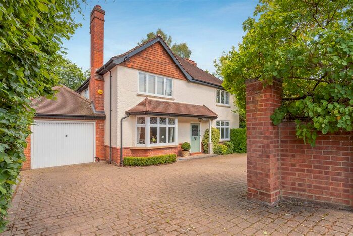 5 Bedroom Detached House To Rent In Kings Road, Sunninghill, Ascot, SL5