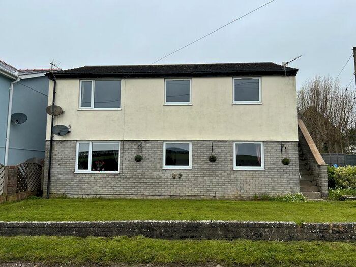 2 Bedroom Flat To Rent In Water Street, Cowbridge, CF71