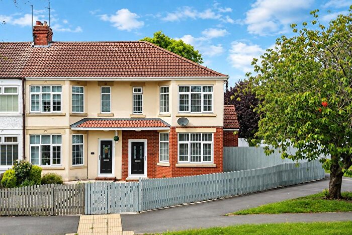 3 Bedroom End Of Terrace House For Sale In County Road South, Hull, HU5