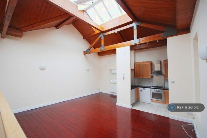 2 Bedroom Terraced House To Rent In Eddison Court, London, N19