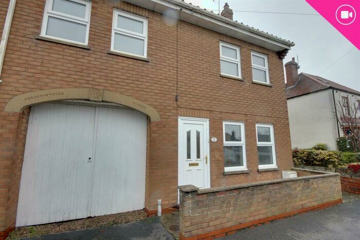 3 Bedroom Semi-Detached House For Sale In Main Road, Newport, HU15