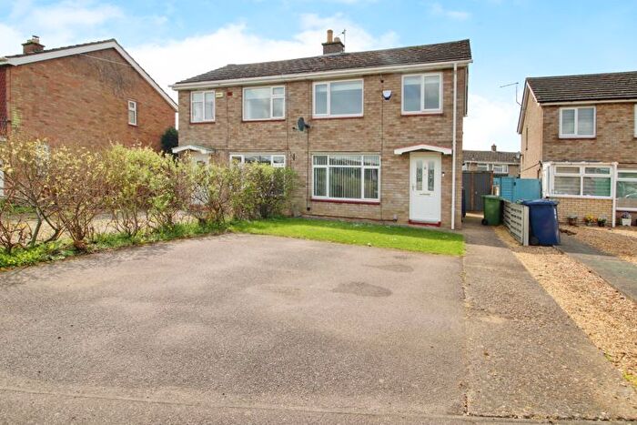 2 Bedroom Semi-Detached House To Rent In Duck Lane, St. Neots, PE19