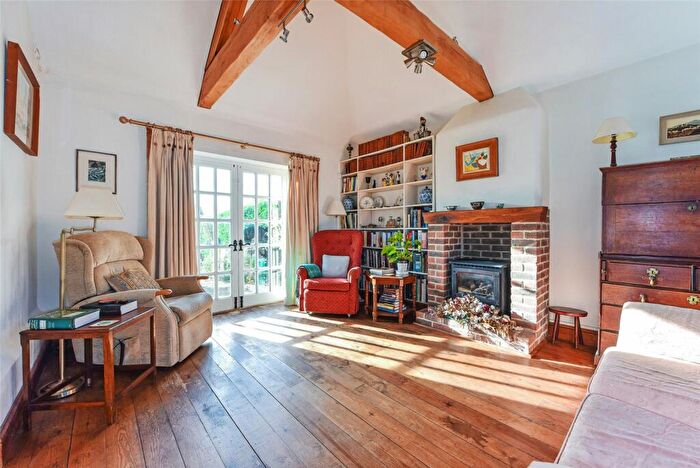3 Bedroom Semi-Detached House For Sale In Westerton, Westerton, West Sussex, PO18