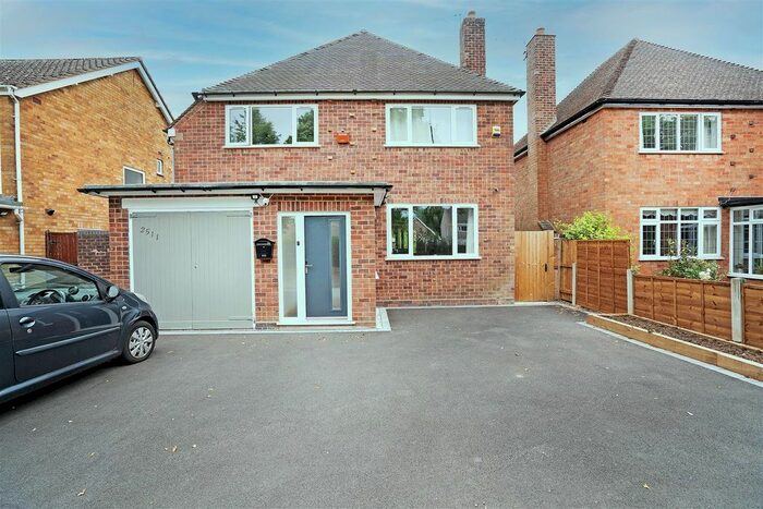 4 Bedroom Detached House To Rent In Stratford Road, Hockley Heath, Solihull, B94