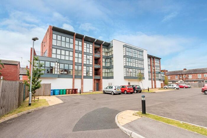 2 Bedroom Apartment To Rent In Cotton Square, Claremont Road, Manchester, M14