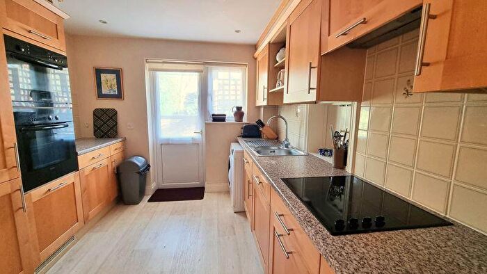 2 Bedroom Retirement Property For Sale In Turnpike Court, Hett Close, Haywards Heath, RH17