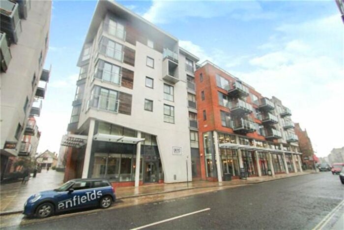 2 Bedroom Flat To Rent In High Street, Southampton, SO14