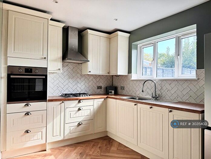 3 Bedroom Terraced House To Rent In Petersham Gardens, Orpington, BR5