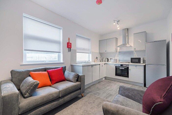 2 Bedroom End Of Terrace House To Rent In Denman Street, Nottingham, Nottinghamshire, NG7