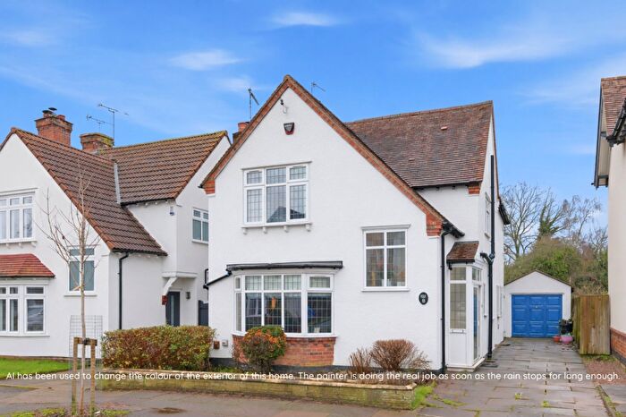 4 Bedroom Property For Sale In Stoneleigh Avenue, Coventry, CV5