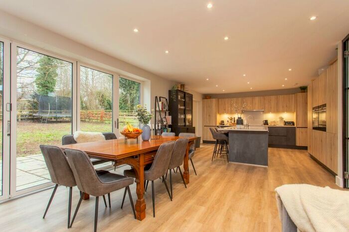 4 Bedroom Barn Conversion For Sale In Church Lane, Petham, CT4