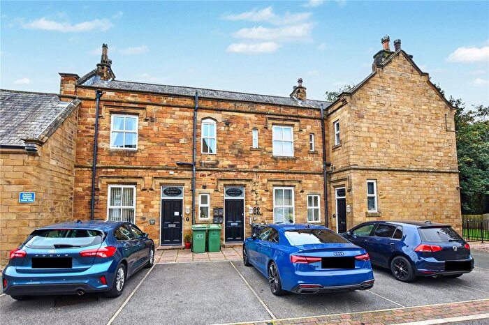 1 Bedroom Flat For Sale In Wellfield House, Halifax Road, Dewsbury, West Yorkshire, WF13
