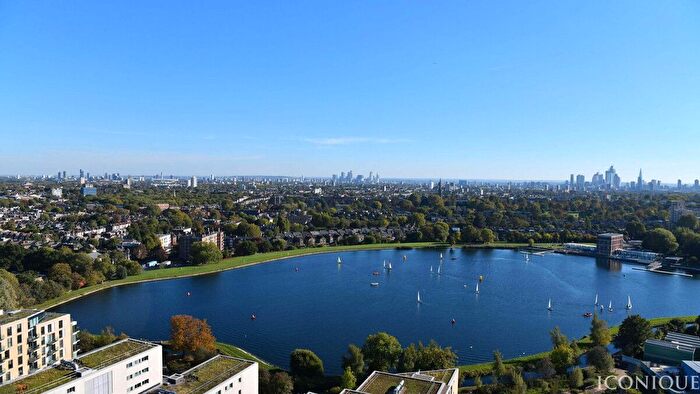 2 Bedroom Flat For Sale In Goodchild Road, London, N4