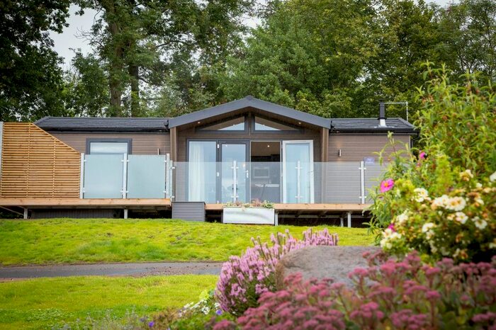 1 Bedroom Lodge For Sale In Leven, KY8