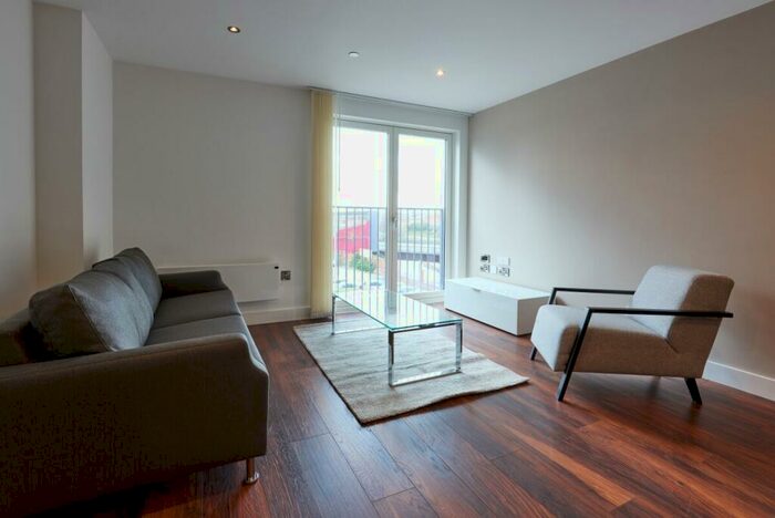 2 Bedroom Apartment To Rent In Greengate Salford, M3
