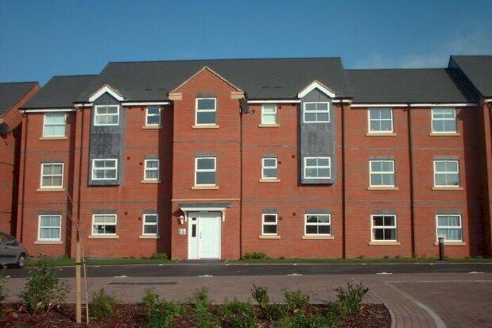 2 Bedroom Flat To Rent In Lime Tree Grove, Loughborough, LE11