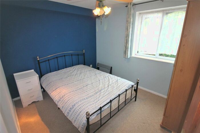 1 Bedroom Flat To Rent In Long Drive, Greenford, UB6