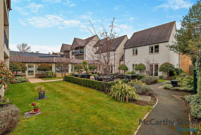 2 Bedroom Flat For Sale In Keatley Place, Hospital Road, Moreton In Marsh, GL56