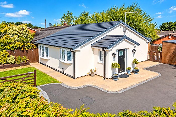 2 Bedroom Bungalow For Sale In Raewood Avenue, Hawarden, Deeside, Flintshire, CH5