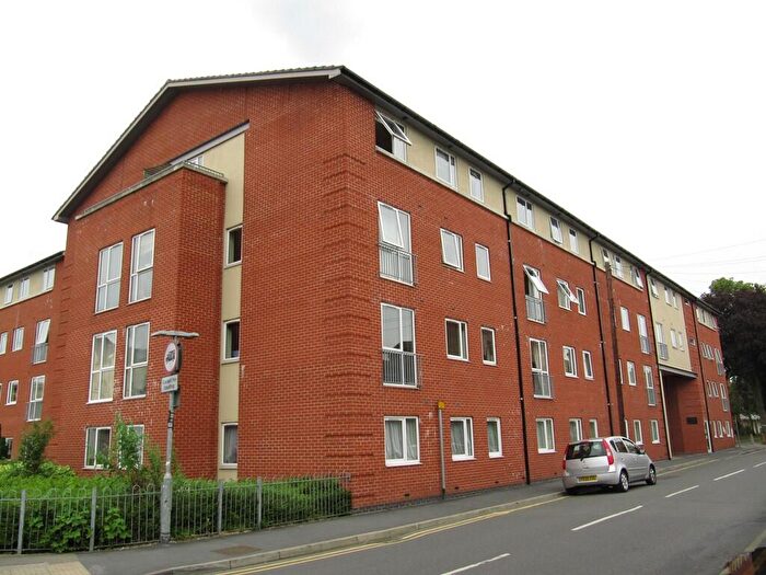 3 Bedroom Apartment To Rent In Sovereign Court, Loughborough, LE11